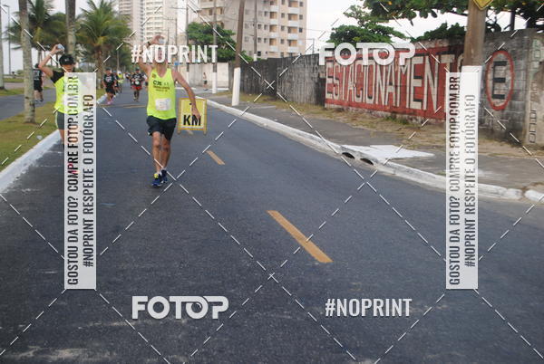 Buy your photos of the eventguia 13K Praia Grande on Fotop