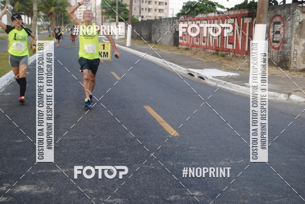 Buy your photos of the eventguia 13K Praia Grande on Fotop