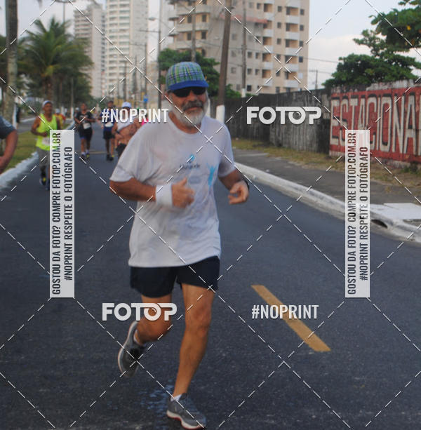 Buy your photos of the eventguia 13K Praia Grande on Fotop
