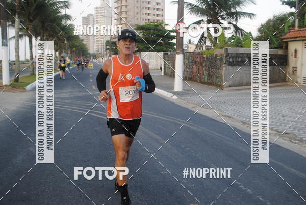 Buy your photos of the eventguia 13K Praia Grande on Fotop