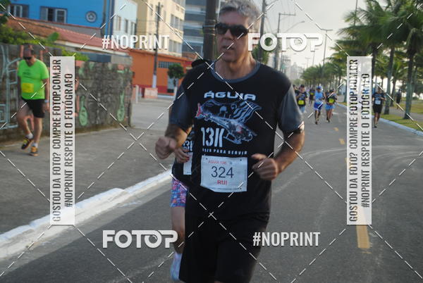 Buy your photos of the eventguia 13K Praia Grande on Fotop