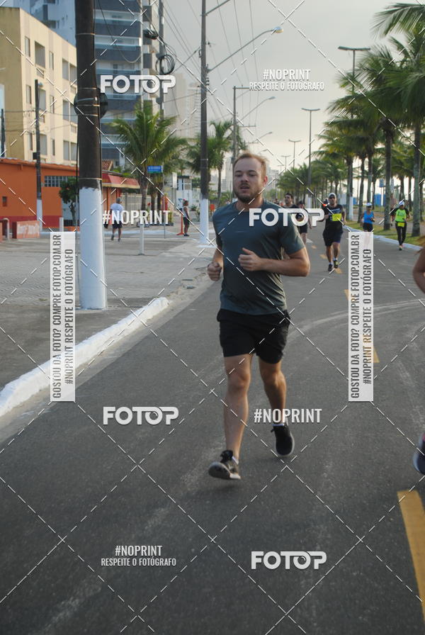 Buy your photos of the eventguia 13K Praia Grande on Fotop