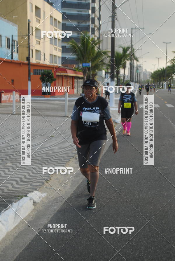 Buy your photos of the eventguia 13K Praia Grande on Fotop