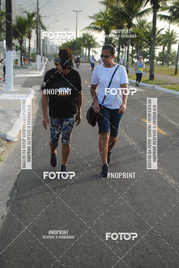 Buy your photos of the eventguia 13K Praia Grande on Fotop