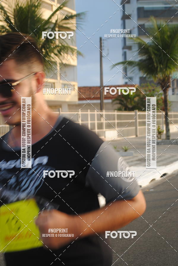 Buy your photos of the eventguia 13K Praia Grande on Fotop