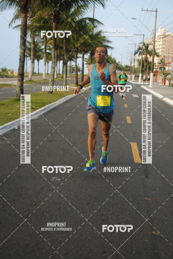 Buy your photos of the eventguia 13K Praia Grande on Fotop