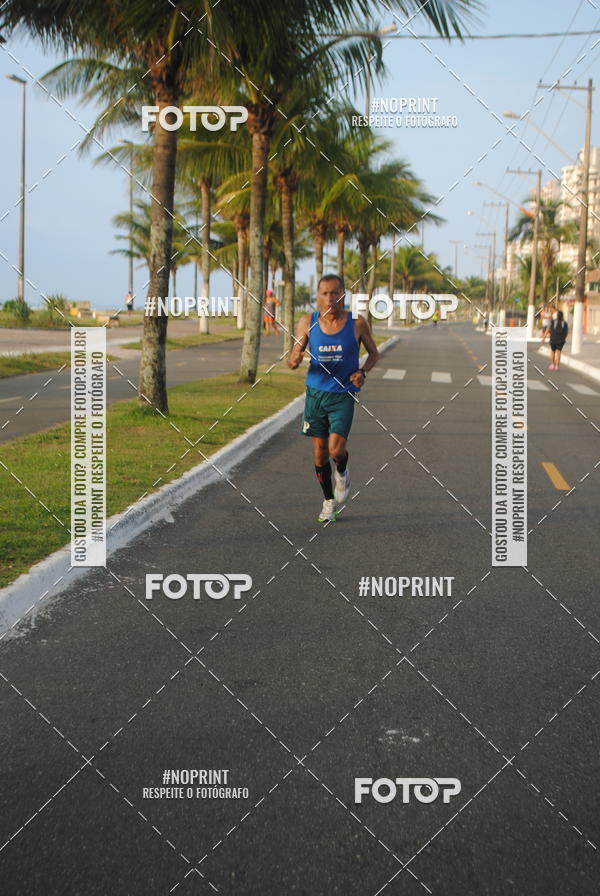 Buy your photos of the eventguia 13K Praia Grande on Fotop