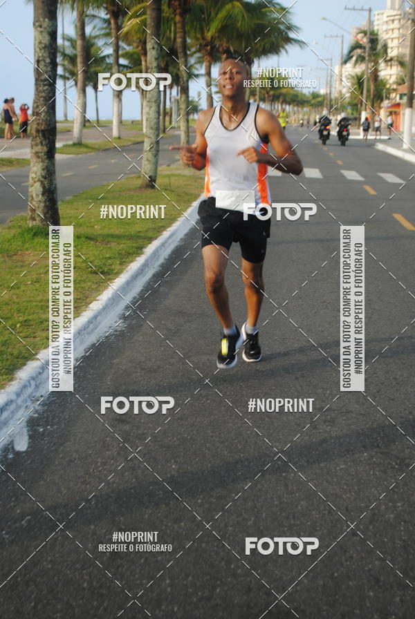 Buy your photos of the eventguia 13K Praia Grande on Fotop