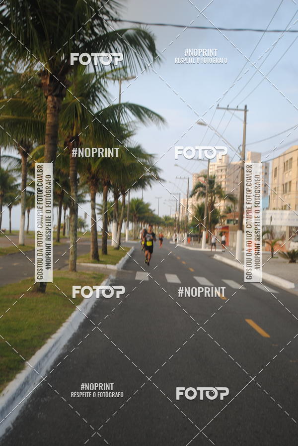 Buy your photos of the eventguia 13K Praia Grande on Fotop