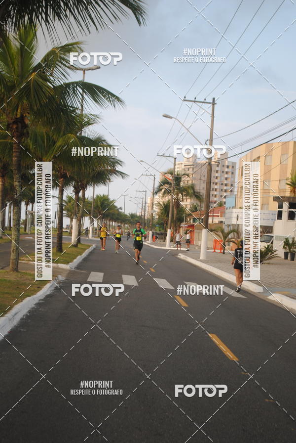 Buy your photos of the eventguia 13K Praia Grande on Fotop