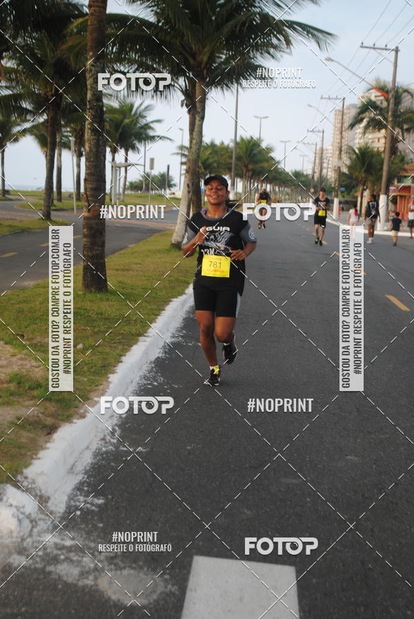 Buy your photos of the eventguia 13K Praia Grande on Fotop