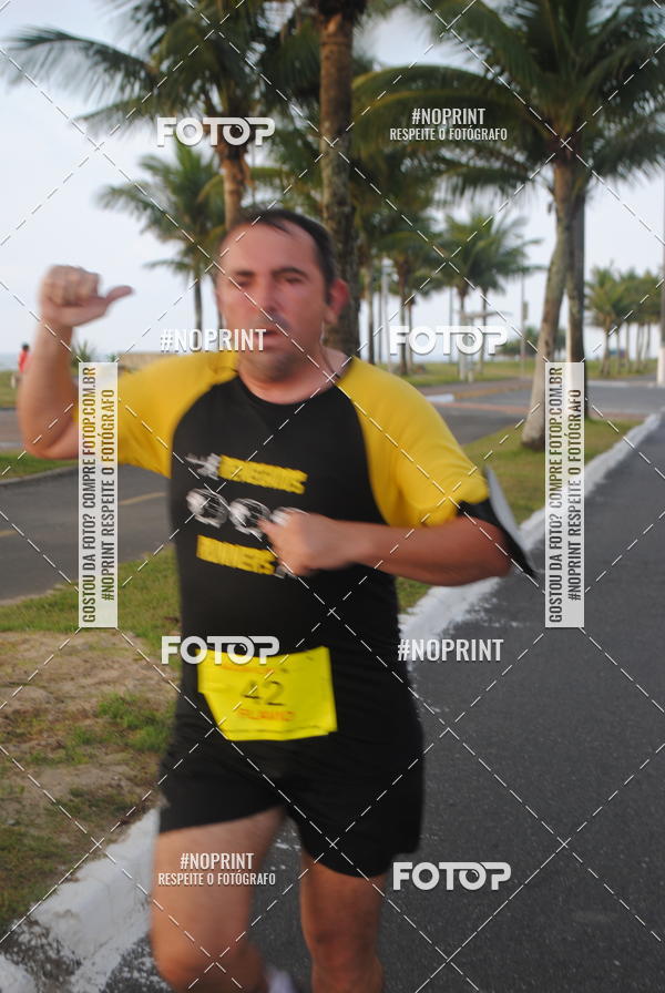 Buy your photos of the eventguia 13K Praia Grande on Fotop