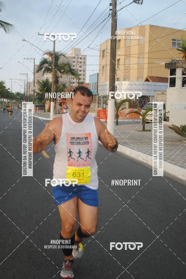 Buy your photos of the eventguia 13K Praia Grande on Fotop