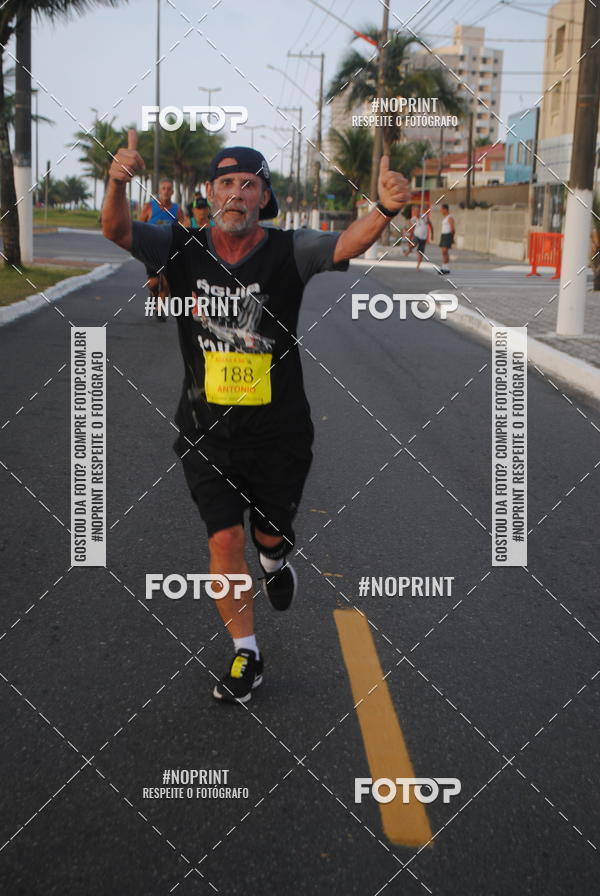Buy your photos of the eventguia 13K Praia Grande on Fotop