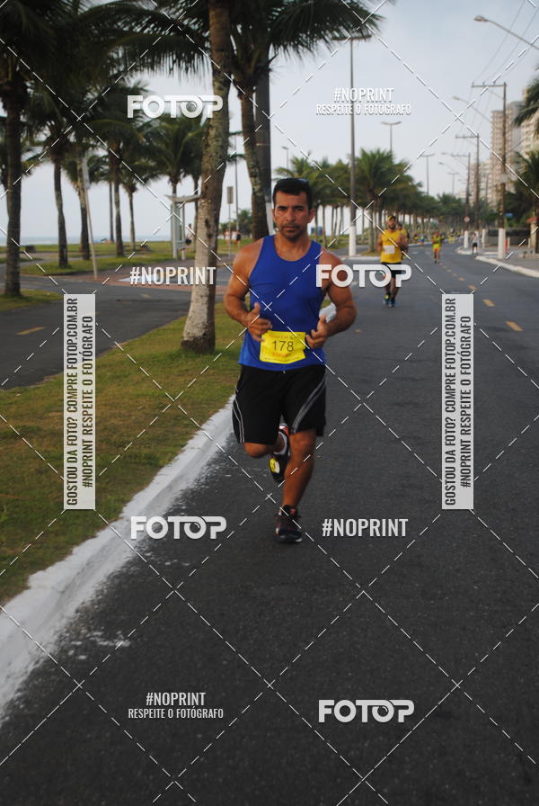 Buy your photos of the eventguia 13K Praia Grande on Fotop