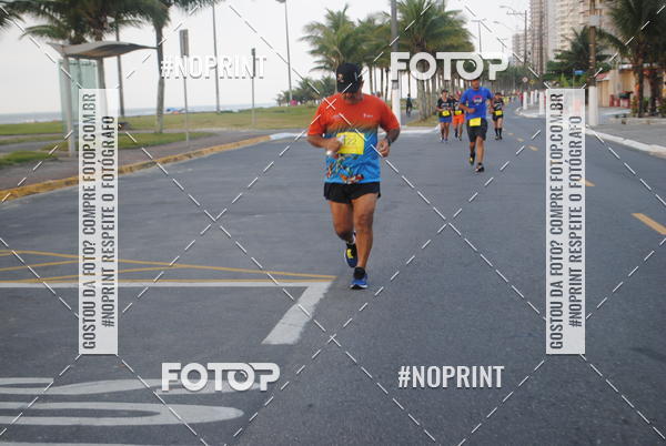 Buy your photos of the eventguia 13K Praia Grande on Fotop