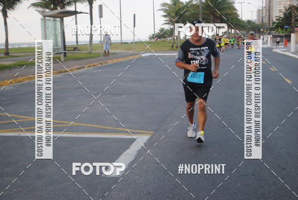 Buy your photos of the eventguia 13K Praia Grande on Fotop