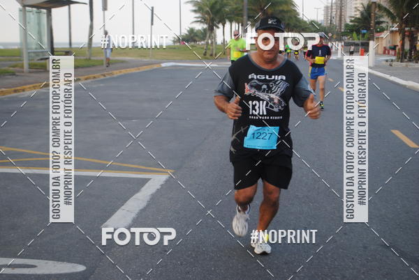Buy your photos of the eventguia 13K Praia Grande on Fotop