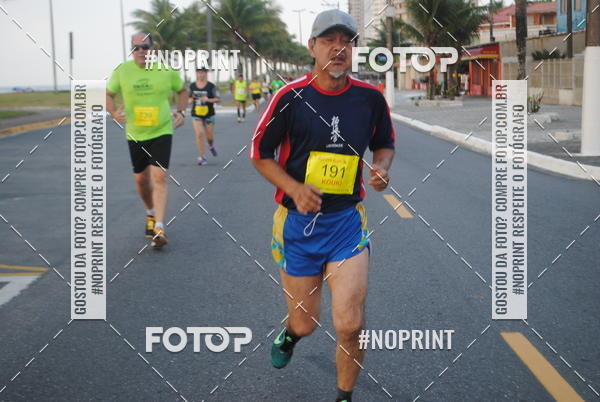 Buy your photos of the eventguia 13K Praia Grande on Fotop