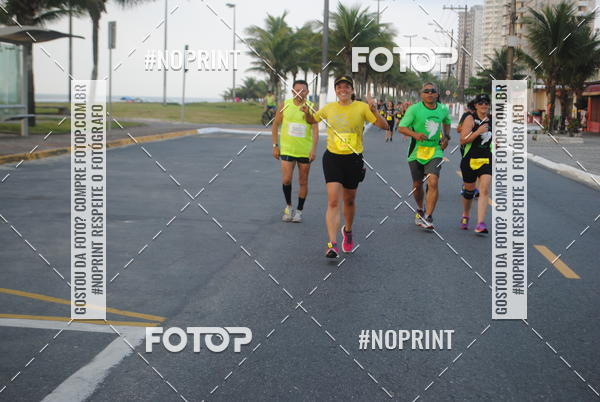 Buy your photos of the eventguia 13K Praia Grande on Fotop