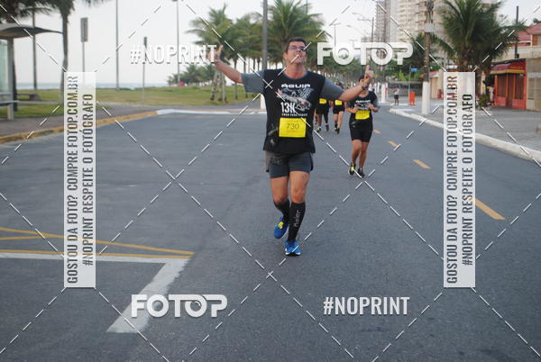 Buy your photos of the eventguia 13K Praia Grande on Fotop