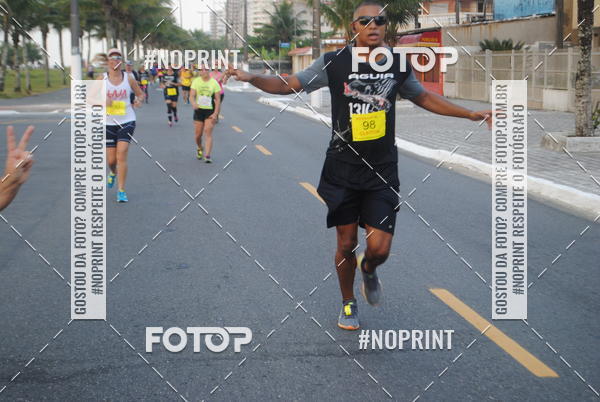 Buy your photos of the eventguia 13K Praia Grande on Fotop