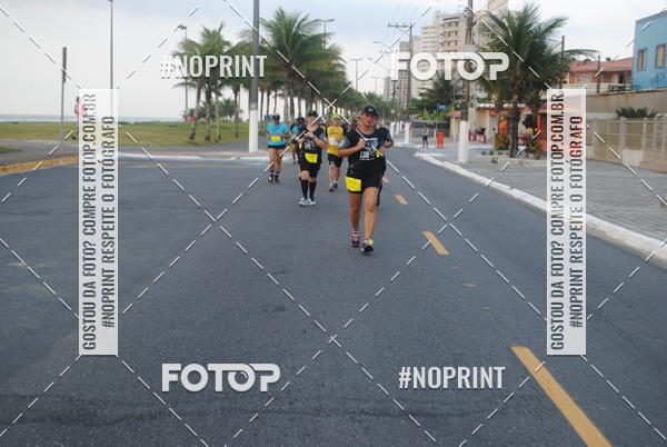 Buy your photos of the eventguia 13K Praia Grande on Fotop