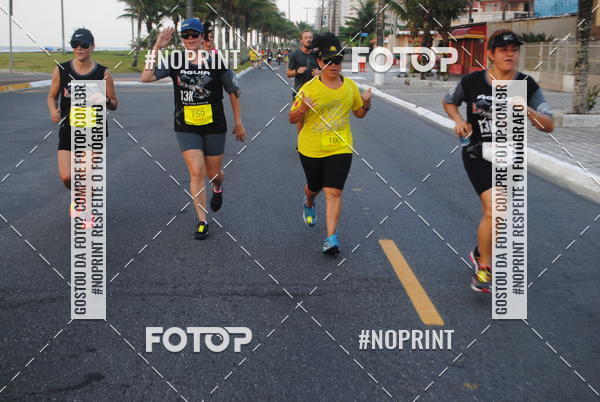 Buy your photos of the eventguia 13K Praia Grande on Fotop