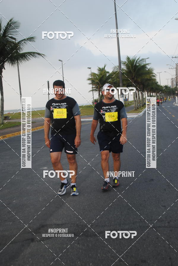 Buy your photos of the eventguia 13K Praia Grande on Fotop