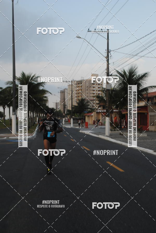 Buy your photos of the eventguia 13K Praia Grande on Fotop