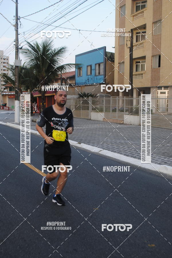 Buy your photos of the eventguia 13K Praia Grande on Fotop