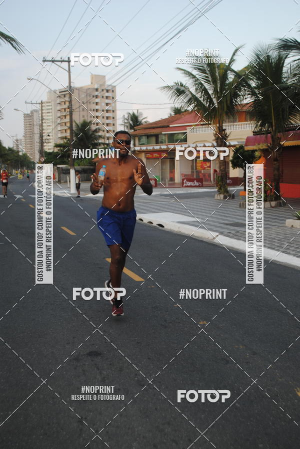 Buy your photos of the eventguia 13K Praia Grande on Fotop