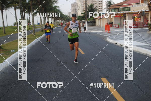 Buy your photos of the eventguia 13K Praia Grande on Fotop