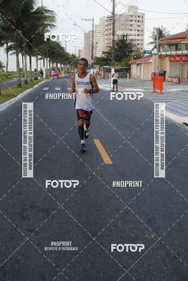 Buy your photos of the eventguia 13K Praia Grande on Fotop