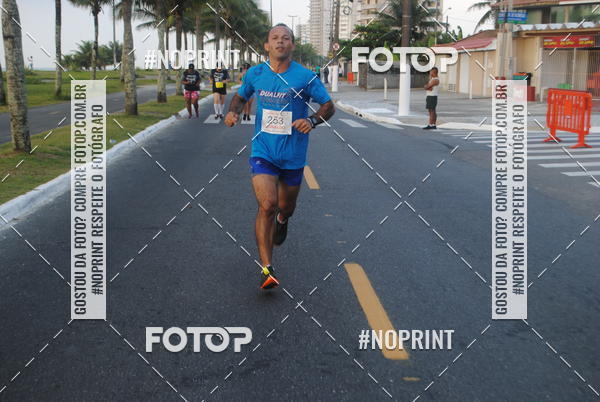 Buy your photos of the eventguia 13K Praia Grande on Fotop