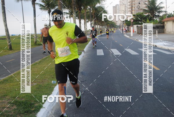 Buy your photos of the eventguia 13K Praia Grande on Fotop