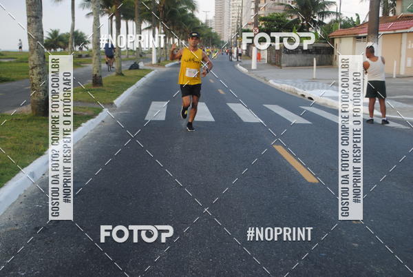 Buy your photos of the eventguia 13K Praia Grande on Fotop