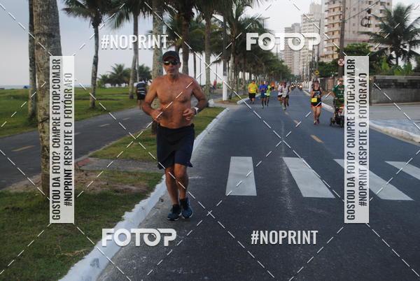 Buy your photos of the eventguia 13K Praia Grande on Fotop