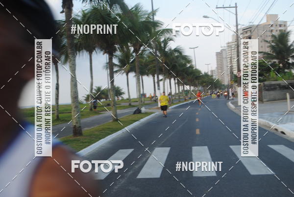 Buy your photos of the eventguia 13K Praia Grande on Fotop