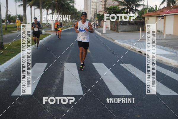 Buy your photos of the eventguia 13K Praia Grande on Fotop