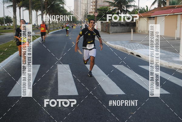 Buy your photos of the eventguia 13K Praia Grande on Fotop