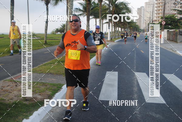 Buy your photos of the eventguia 13K Praia Grande on Fotop