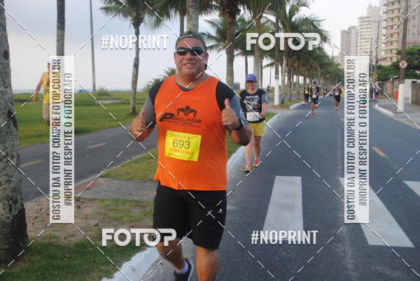 Buy your photos of the eventguia 13K Praia Grande on Fotop