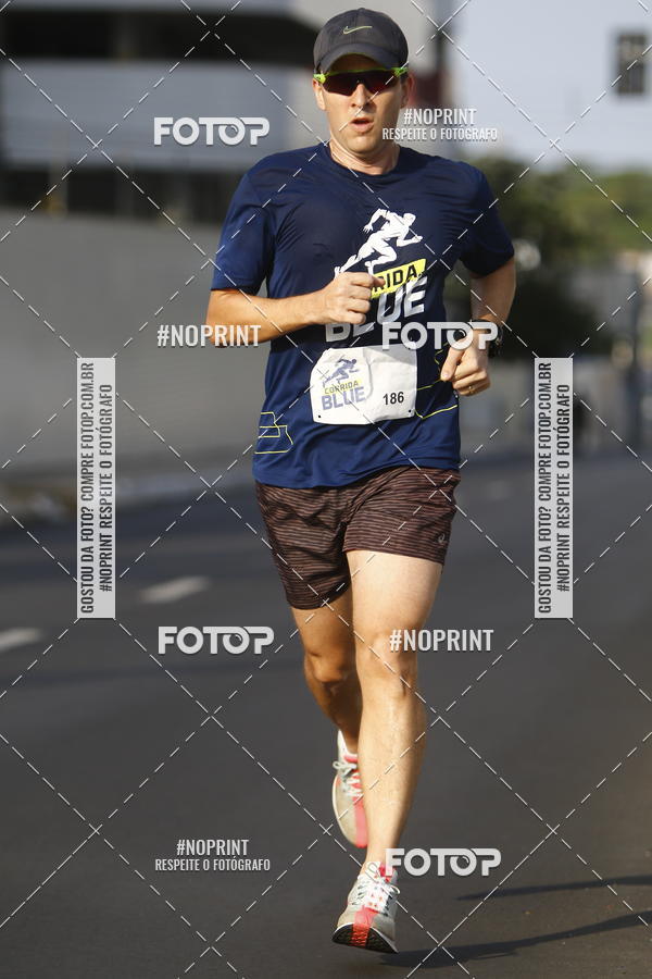 Buy your photos of the eventCorrida Blue on Fotop