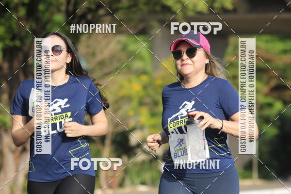Buy your photos of the eventCorrida Blue on Fotop