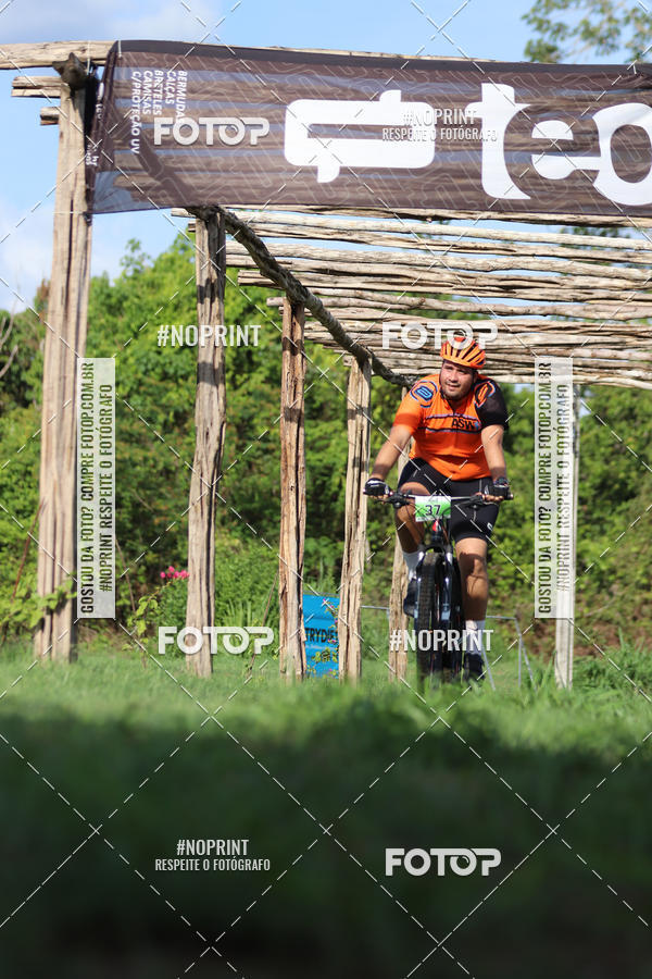 Achetez vos photos de l'vnement06h ARAX BIKE PARK sur Fotop