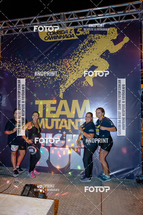 Buy your photos of the eventTEAM MUTANTE NIGHT RUN on Fotop