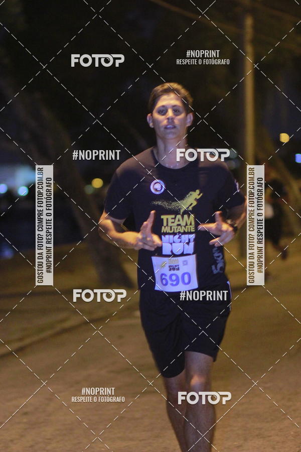 Buy your photos of the eventTEAM MUTANTE NIGHT RUN on Fotop
