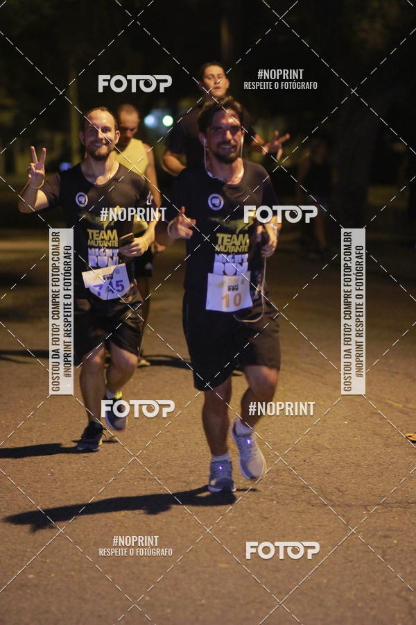 Buy your photos of the eventTEAM MUTANTE NIGHT RUN on Fotop