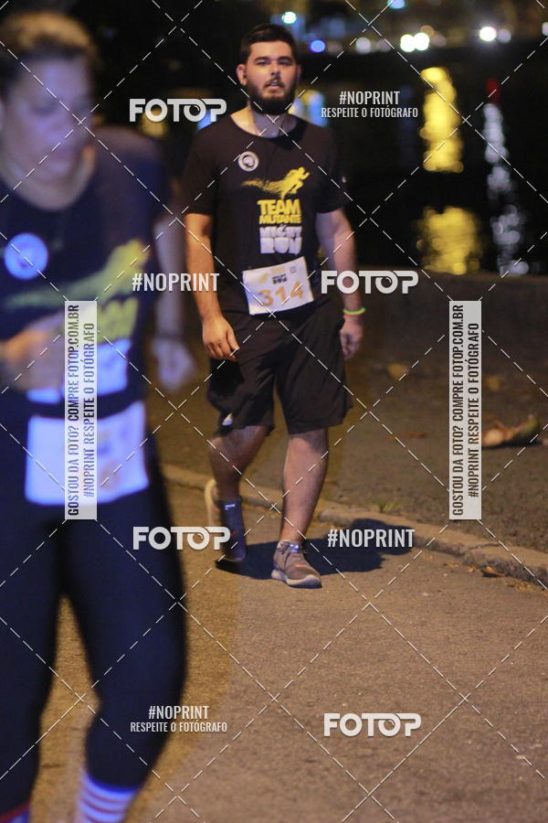 Buy your photos of the eventTEAM MUTANTE NIGHT RUN on Fotop